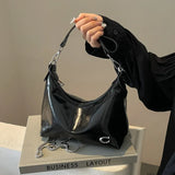 Elegante bolso de hombro de PU con cremallera.