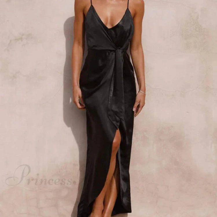 Elegantes, únicos y encantadores vestidos midi de estilo francés con espalda descubierta y tirantes.