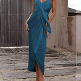 Elegantes, únicos y encantadores vestidos midi de estilo francés con espalda descubierta y tirantes.