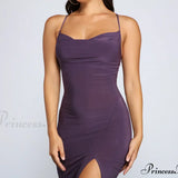 Un vestido midi absolutamente impresionante y elegante.
