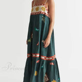 Un vestido midi estampado único y encantador, ideal para el verano.