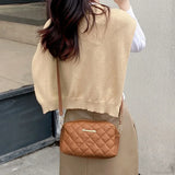 Bolso de hombro para cámara con pompones bordados