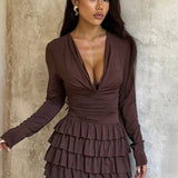 Vestido mini ajustado con volantes y escote en pico fruncido