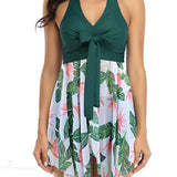 Conjunto de tankini estampado de dos piezas con escote en V y espalda abierta