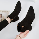 Botines de mujer – Piel lisa – Punta puntiaguda – Tacón ancho – Cierre con cremallera