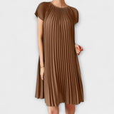 Vestido plisado elegante