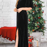 Vestido midi de terciopelo con cuello redondo y abertura alta