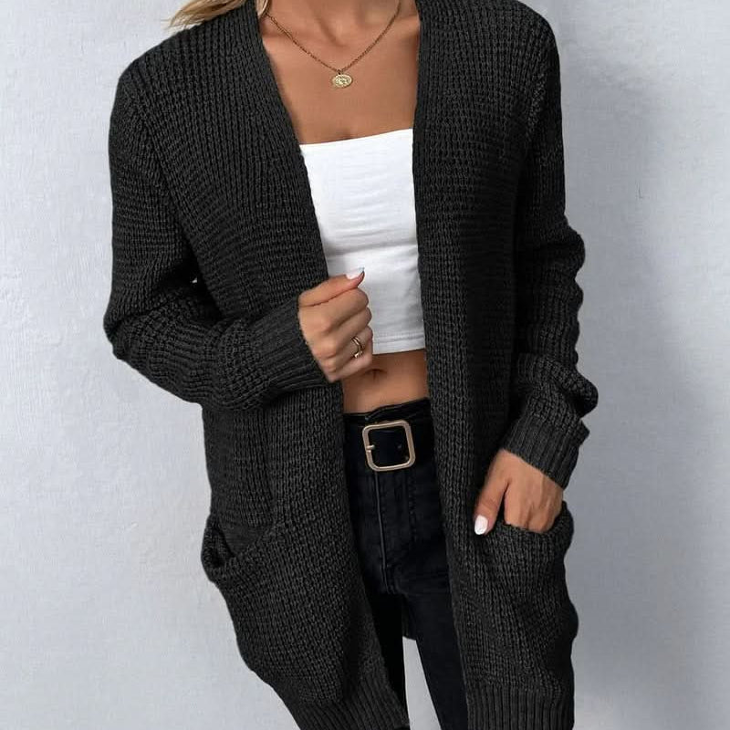 Suéter de mujer suave, informal y de corte relajado.