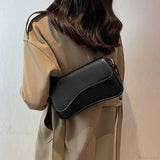 Bolso de hombro de piel de diseñador vintage