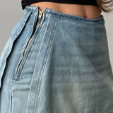 Vaqueros de tiro alto, asimétricos y de pierna ancha en denim lavado