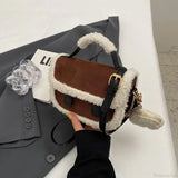 Bolso de hombro cuadrado, pequeño bolso de felpa de invierno.