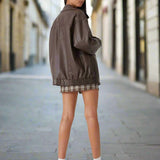 Atuendo elegante, chic y moderno para mujer.