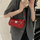 Bolso bandolera de piel color melocotón con forma de corazón Y2K