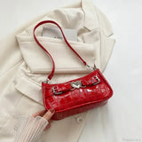 Bolso bandolera de piel color melocotón con forma de corazón Y2K